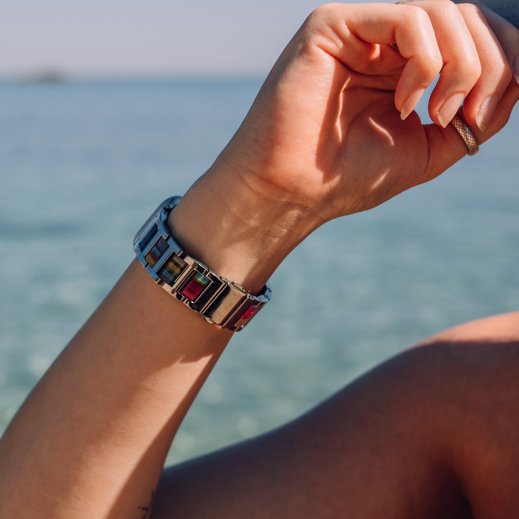 #Hover_true#Farbe_Silber/Rainbow