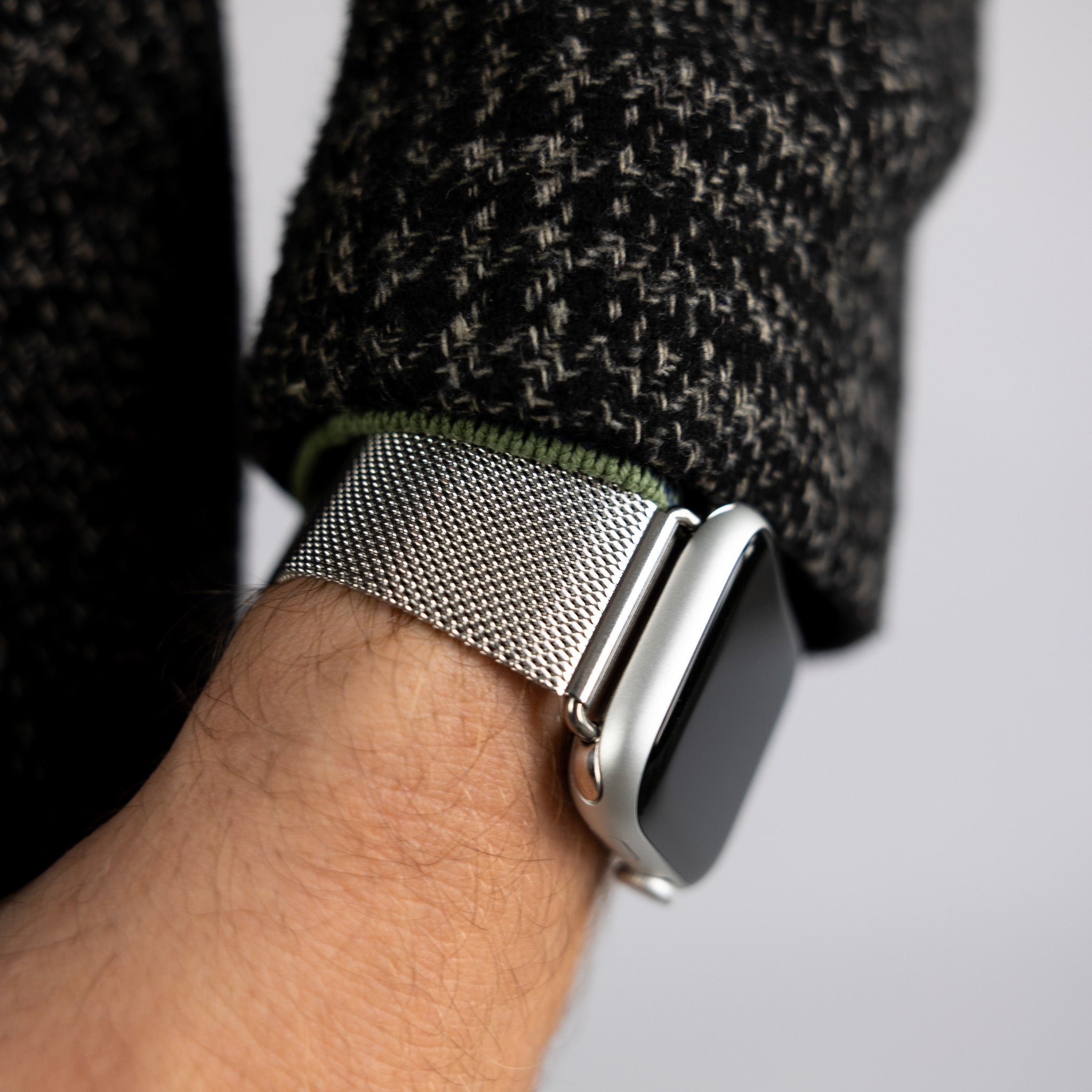 Apple watch silver aluminum with milanese loop online